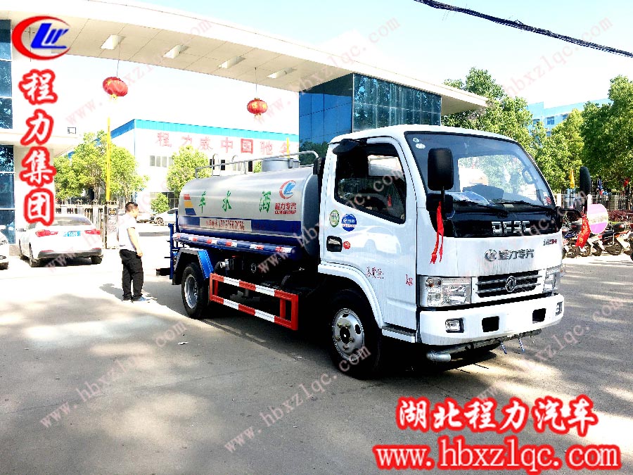 江蘇客戶都想購(gòu)買程力集團(tuán)5方灑水車