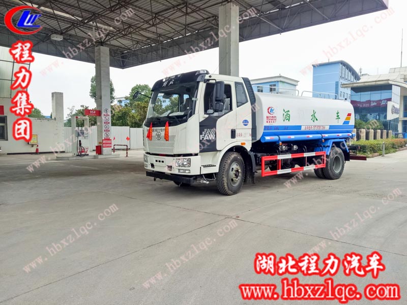 2019/06/27/，胡總在程力集團(tuán)自提一輛14方解放J6灑水車，單號：25199/70129